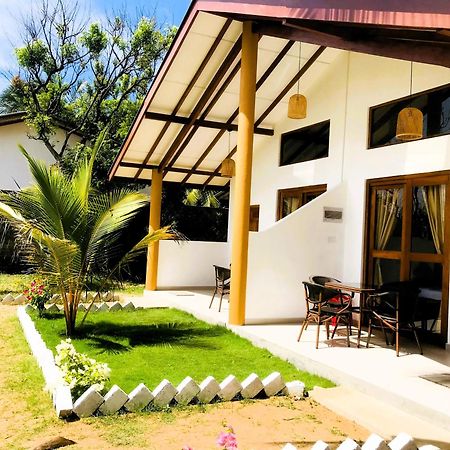 The Tottam Beach Hotel - Trincomalee Eksteriør billede