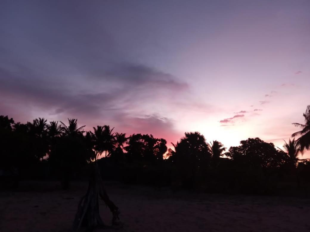 The Tottam Beach Hotel - Trincomalee Eksteriør billede