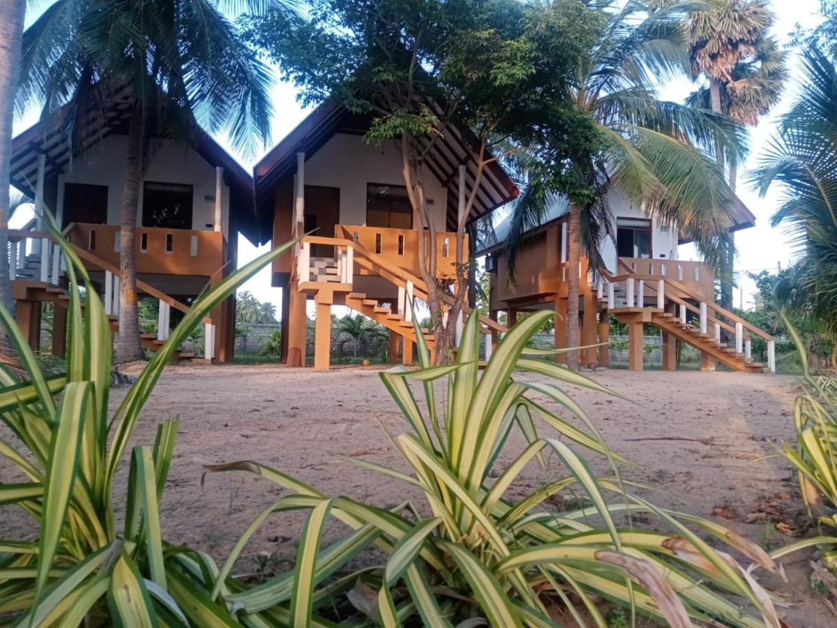 The Tottam Beach Hotel - Trincomalee Eksteriør billede