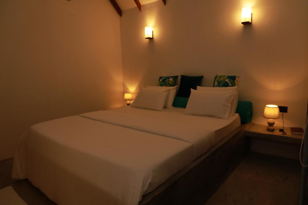 The Tottam Beach Hotel - Trincomalee Eksteriør billede