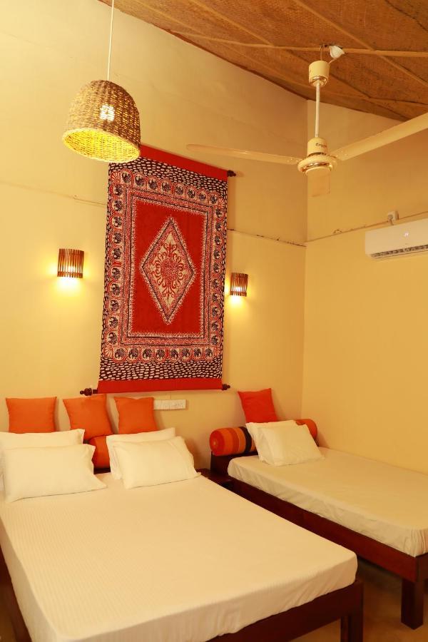The Tottam Beach Hotel - Trincomalee Eksteriør billede