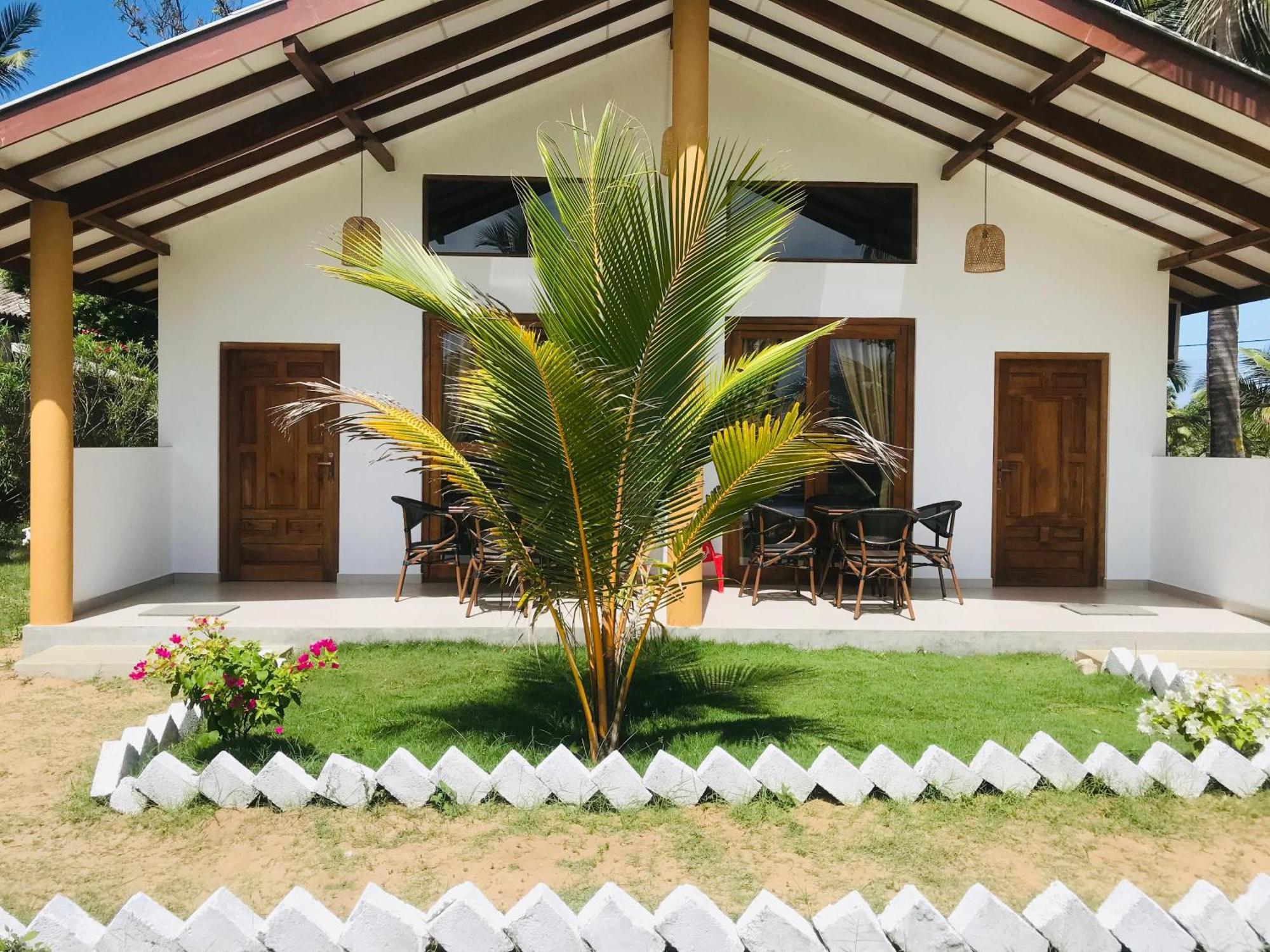 The Tottam Beach Hotel - Trincomalee Eksteriør billede